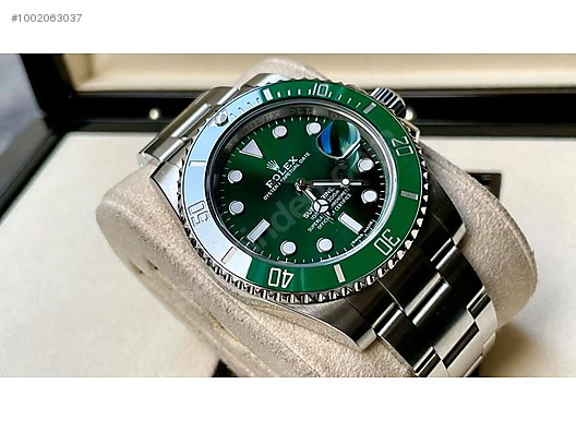 Rolex / ROLEX SUBMARİNER HULK 2022 at 