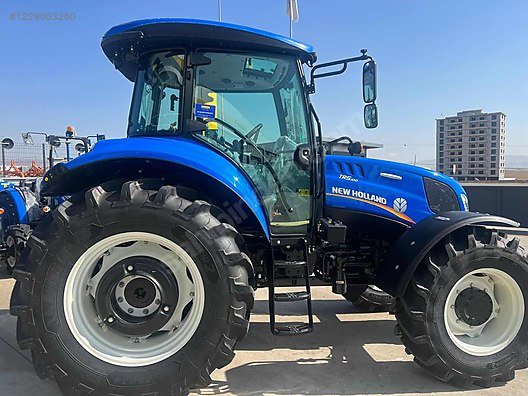 İş Makineleri & Sanayi / Tarım Makineleri / Traktör / New Holland / TR5.100