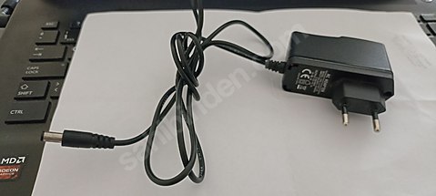 AC/DC Adapter YNH-1215PF-02