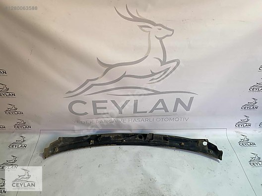 2001 Volvo S40 ön cam ızgarası görseli 3