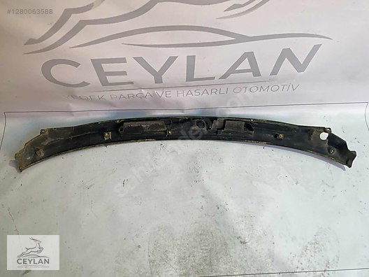 2001 Volvo S40 ön cam ızgarası görseli 2