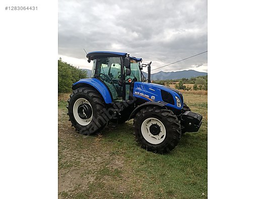 Machinery / Agricultural Machines / Tractors / New Holland / TR5.110