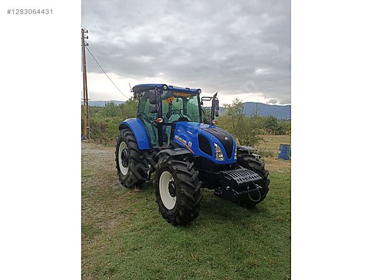 Machinery / Agricultural Machines / Tractors / New Holland / TR5.110