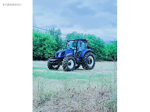 Machinery / Agricultural Machines / Tractors / New Holland / TR5.110