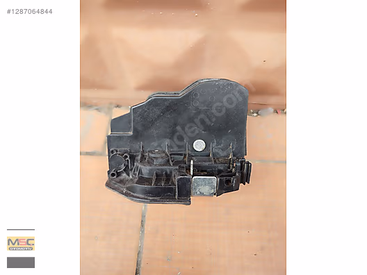 BMW F30 F20 E90 E60 ARKA KAPI KİLİDİ SAĞ 7229460 #1287064844