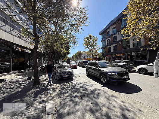 GÜNEŞLİ MEY.ANA CADDE 2.BİNA YÜRÜYÜŞ YOLU ATATÜRK CAD.DİBİNDE #1275064958