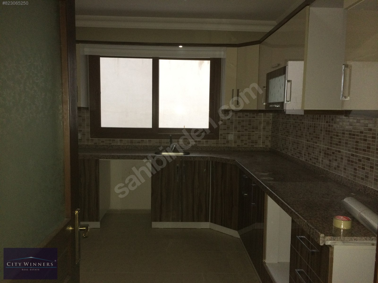 Emlak Ofisinden 3+1, 150 m² Kiralık Daire 900 TL�ye