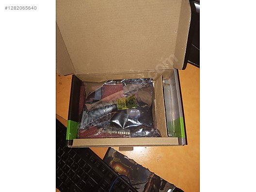 Used & Brand New Items / Computers / Desktops / Desktop Components / Graphics Cards