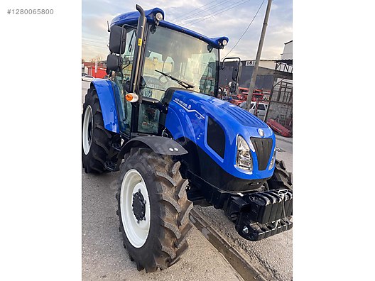 Machinery / Agricultural Machines / Tractors / New Holland / T4.75S