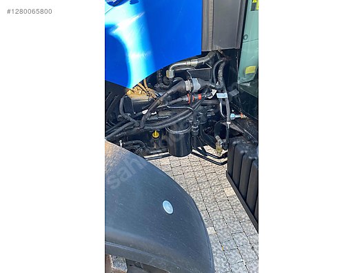 Machinery / Agricultural Machines / Tractors / New Holland / T4.75S