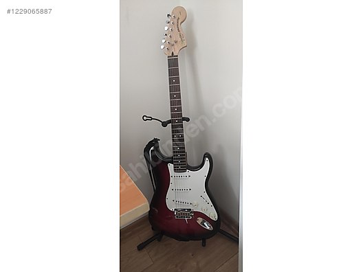 İkinci El ve Sıfır Alışveriş / Müzik / Müzik Aletleri / Telli Çalgılar / Gitar / Elektro