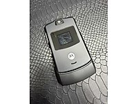 MOTOROLA V3 EFSANE FULL ORJINAL KAYITLI SORUNSUZ