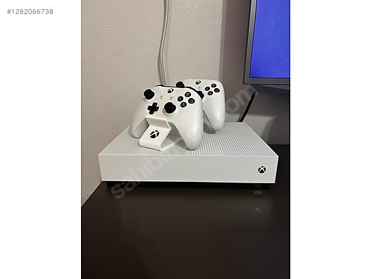 Used & Brand New Items / Gaming & Gamers Exclusive / Game Systems & Consoles / Xbox One S