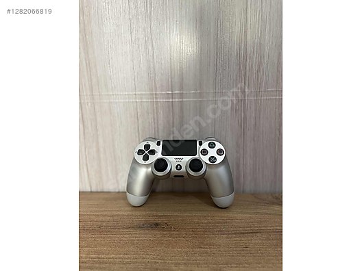 Used & Brand New Items / Gaming & Gamers Exclusive / Gaming Equipment / PC Controller & Gamepad