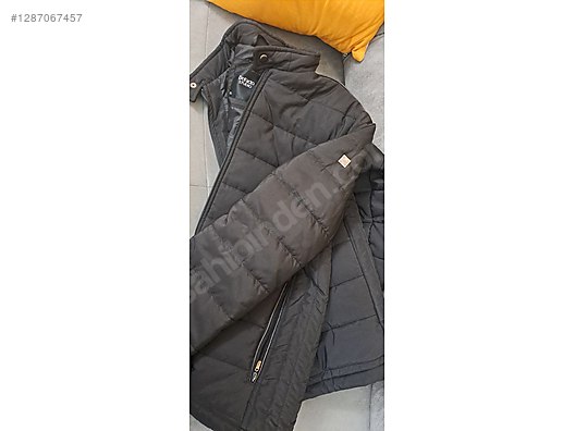 Used & Brand New Items / Clothing & Accessories / Men / Clothing / Jackets & Coats