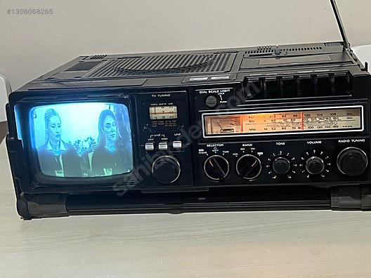 Radio  International 「カナダの話題」JTD50 Diğer Analog Portatif Radyo - HITACHI K-50E 1978 MÖDEL JAPAN