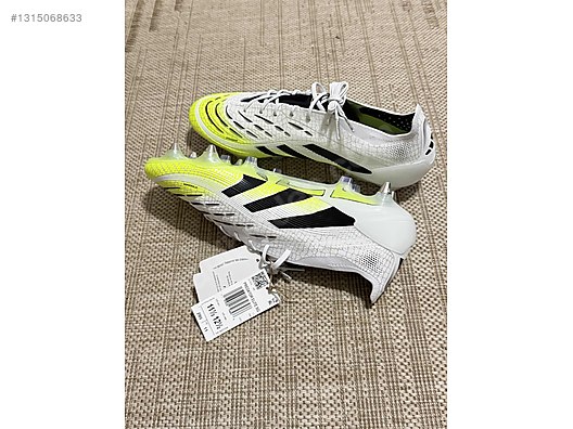 Çivili Beyaz 46 Numara Adidas Krampon & Ayakkabı - 1315068633