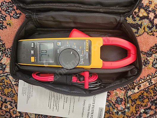 Used & Brand New Items / Electronics / Diagnostic & Test Devices / Multimeters