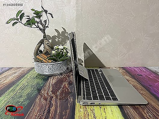 Apple Macbook / MacBook Air 11'' A1370 2011 i5 4 GB RAM 128 GB SSD