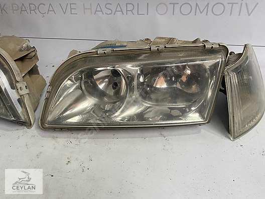 2001 Volvo s40 Sağ far görseli 5