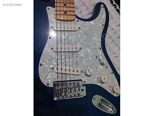 İkinci El ve Sıfır Alışveriş / Müzik / Müzik Aletleri / Telli Çalgılar / Gitar / Elektro