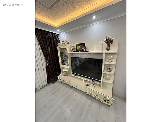 Used & Brand New Items / Home Decor / Furniture / Den & Living Room / TV Unit