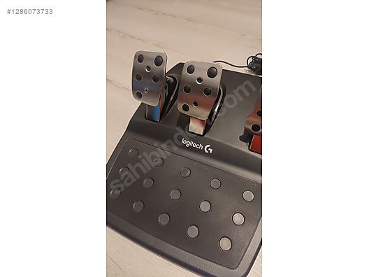 Used & Brand New Items / Gaming & Gamers Exclusive / Gaming Equipment / PC Game Racing Wheels