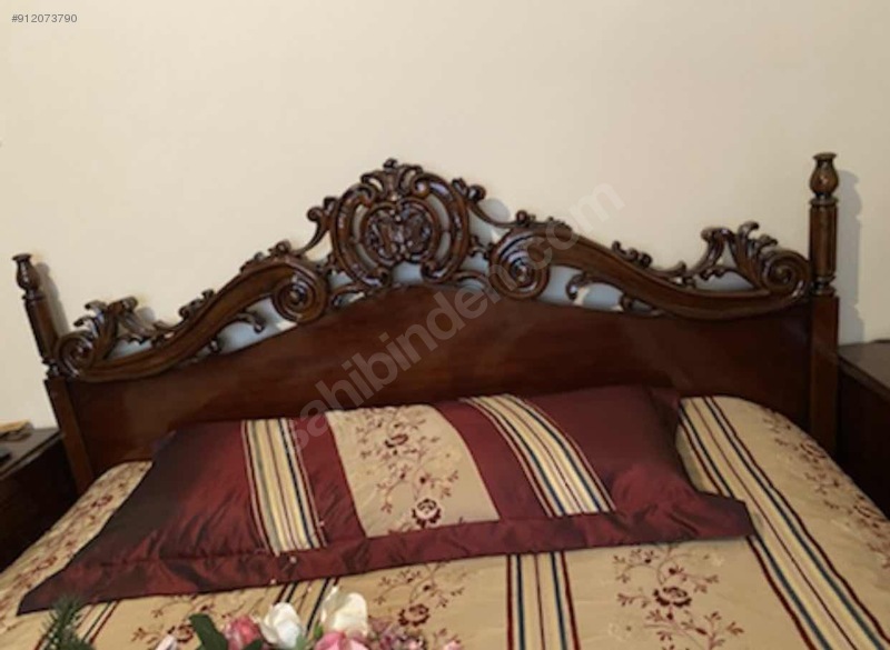 Ceviz Ağacı Yatak Odası Takımı Antika Antika Yatak Odası Takımı ve