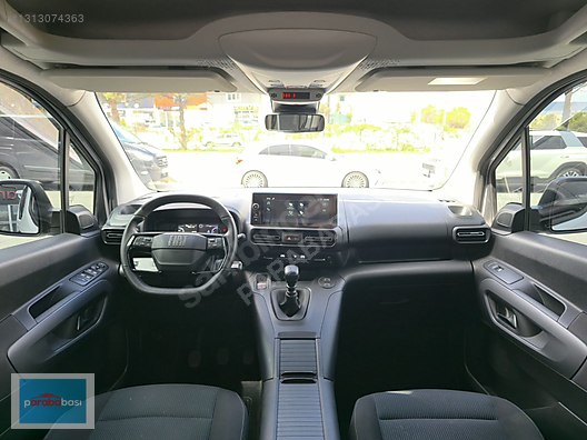 Fiat Doblo Combi 1.5 BlueHDi Premio - 2025