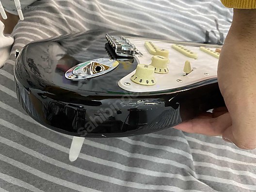 İkinci El ve Sıfır Alışveriş / Müzik / Müzik Aletleri / Telli Çalgılar / Gitar / Elektro