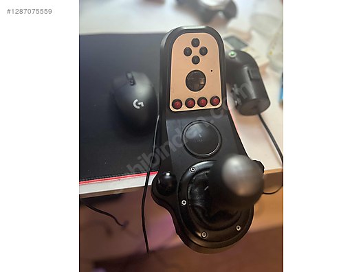 Used & Brand New Items / Gaming & Gamers Exclusive / Gaming Equipment / PC Game Racing Wheels