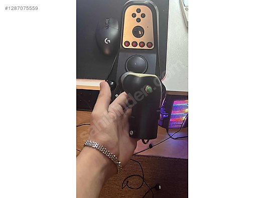 Used & Brand New Items / Gaming & Gamers Exclusive / Gaming Equipment / PC Game Racing Wheels