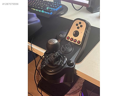 Used & Brand New Items / Gaming & Gamers Exclusive / Gaming Equipment / PC Game Racing Wheels