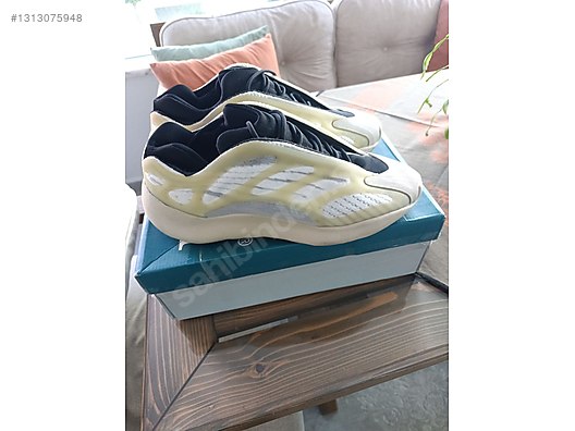 adidas gazelle silver green womens ADIDAS YEEZY BOOST 700 V2 main image 0