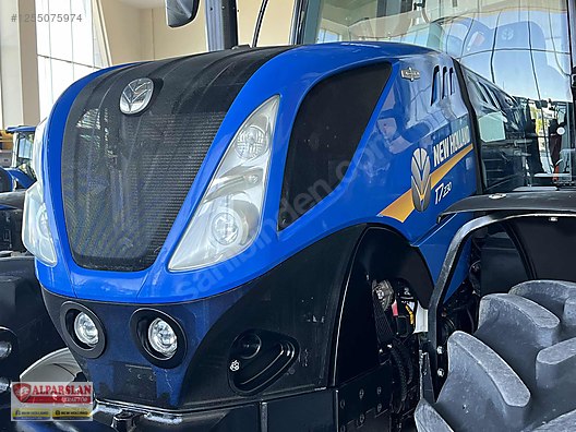 Machinery / Agricultural Machines / Tractors / New Holland / T7.230