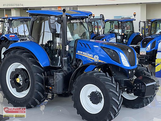 Machinery / Agricultural Machines / Tractors / New Holland / T7.230