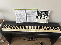 YAMAHA P-95 Temiz Piano