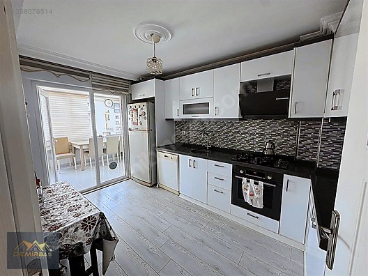 DEMİRBAŞ GAYRİMENKULDEN SATILIK 3+1 ARA KAT DAİRE #1258076514
