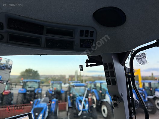 Machinery / Agricultural Machines / Tractors / New Holland / T7.230