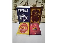 KURAN TEVRAT ZEBUR İNCİL - 4 KUTSAL KİTAP