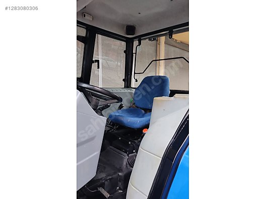 Machinery / Agricultural Machines / Tractors / New Holland / 75-56s