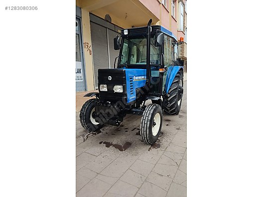 Machinery / Agricultural Machines / Tractors / New Holland / 75-56s