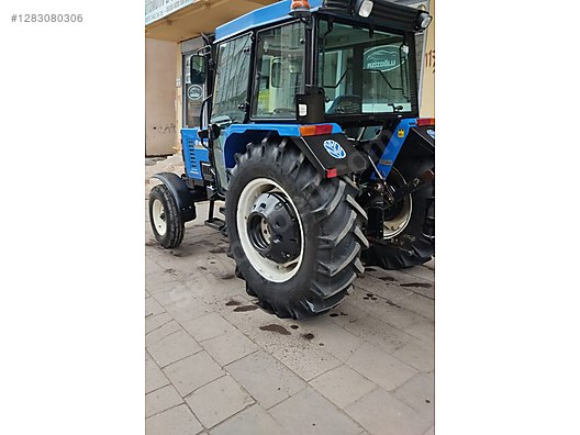 Machinery / Agricultural Machines / Tractors / New Holland / 75-56s