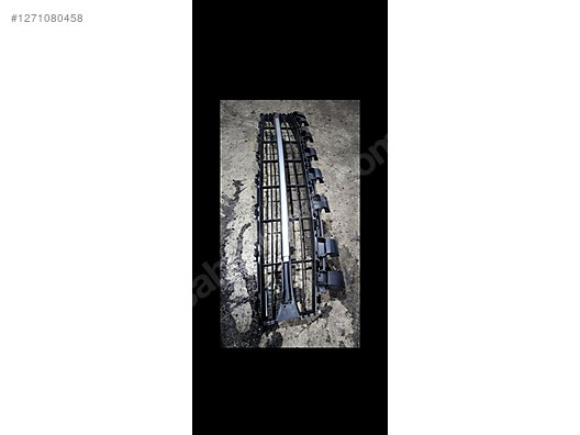 8200740525 RENAULT Megane Renault Megane 2 Krom Ön Tampon Alt Izgarası 8200740525 Orjinal OEM 8200740525 Oto Mavili