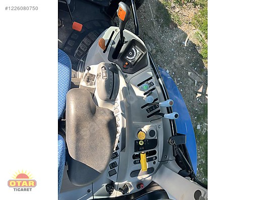 TR6.130 2017 New Holland