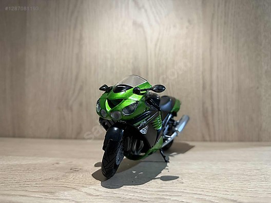 Kawasaki ZX14 oyuncak metal motor at sahibinden.com - 1287081193
