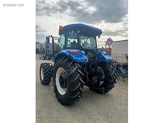 Machinery / Agricultural Machines / Tractors / New Holland / TR5.110