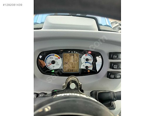 Machinery / Agricultural Machines / Tractors / New Holland / TR5.110