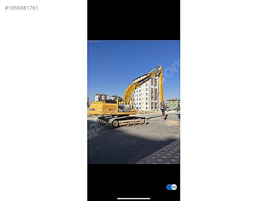 Machinery / Heavy Equipment / For Rent / Excavators / Sumitomo 