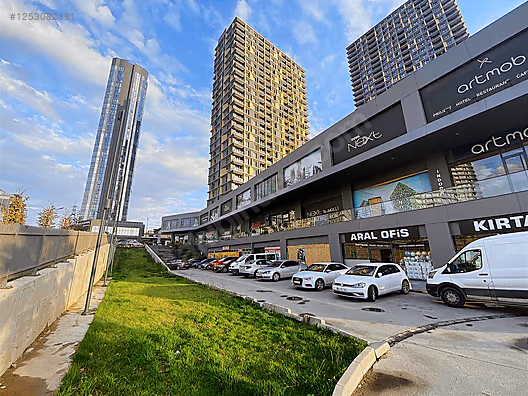 Remax Ahmet'ten SATILIK BOŞ 1+1 DAİRE KÖŞE FULL EŞYALI BAĞCILAR #1253082181